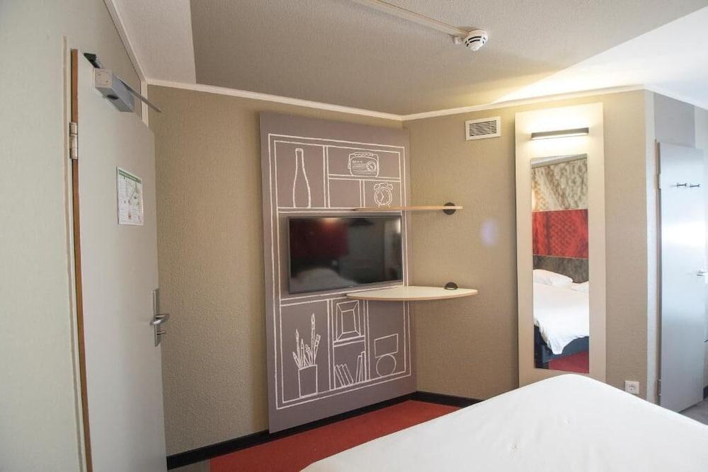 Ibis Centrum Hotel 3*