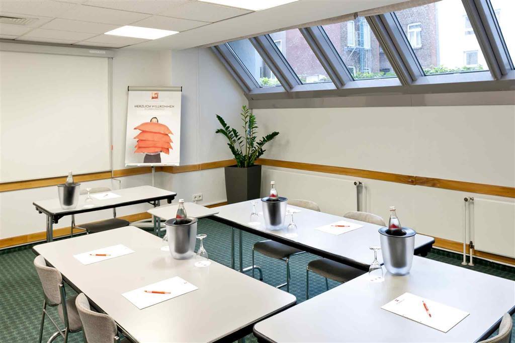Hotel Ibis Centrum 3*